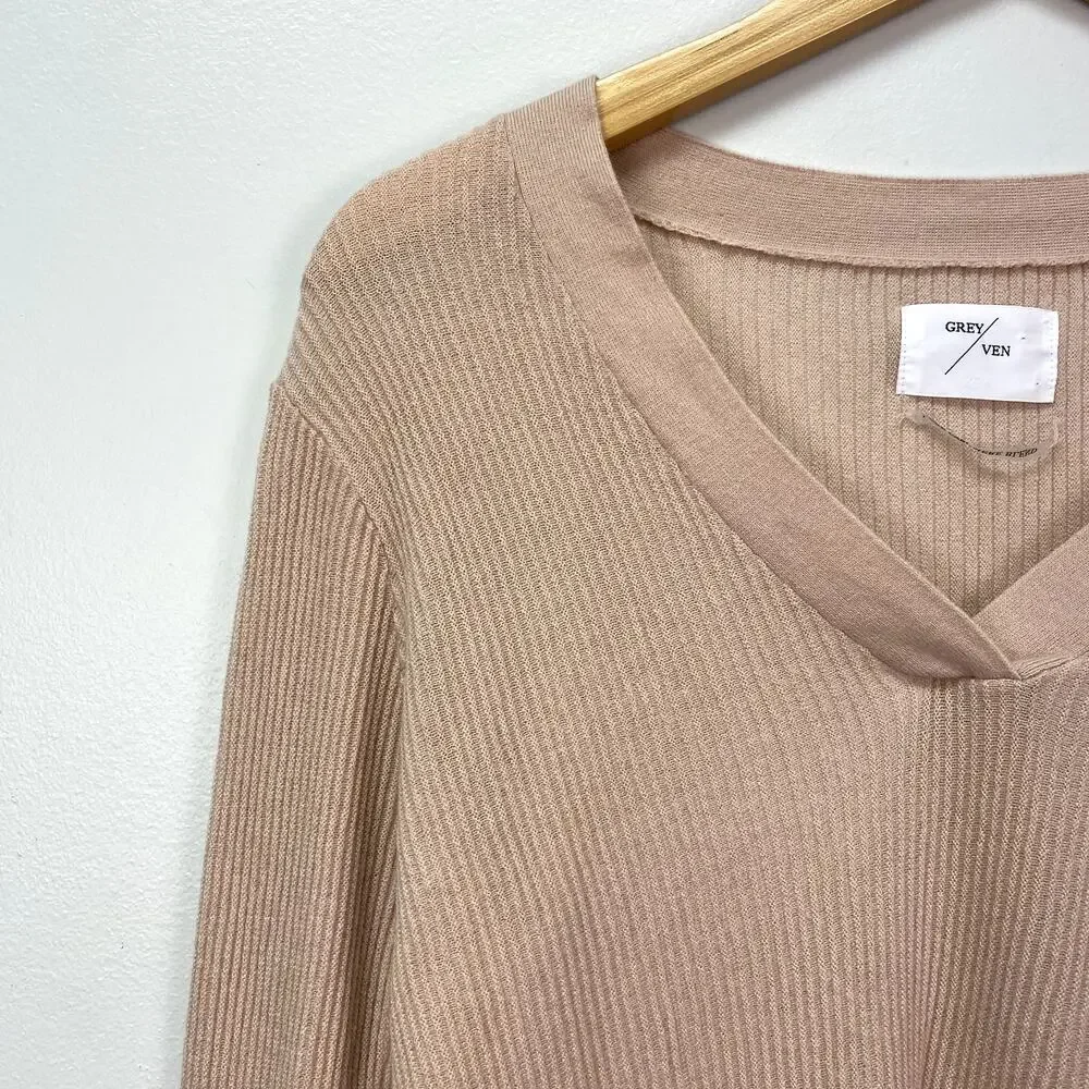 GREY/VEN The Haldane Long Sleeve V-Neck Sweater in Sesame XS - Picture 3 of 8